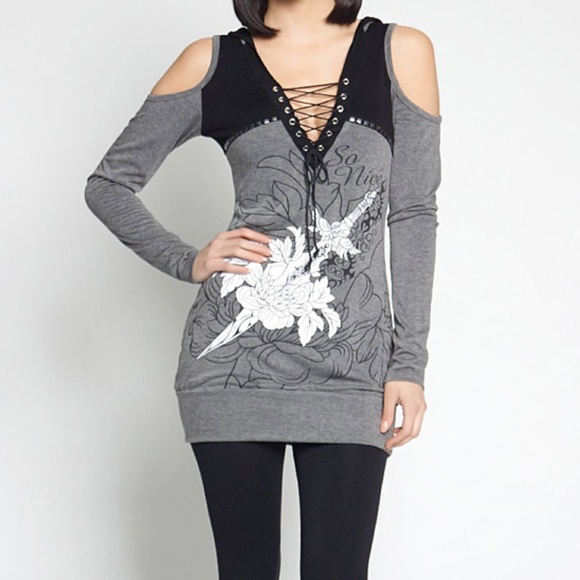 💥HOT ITEM💥 Gray Tena Hooded Cutout Dress Top - Picture 1 of 3